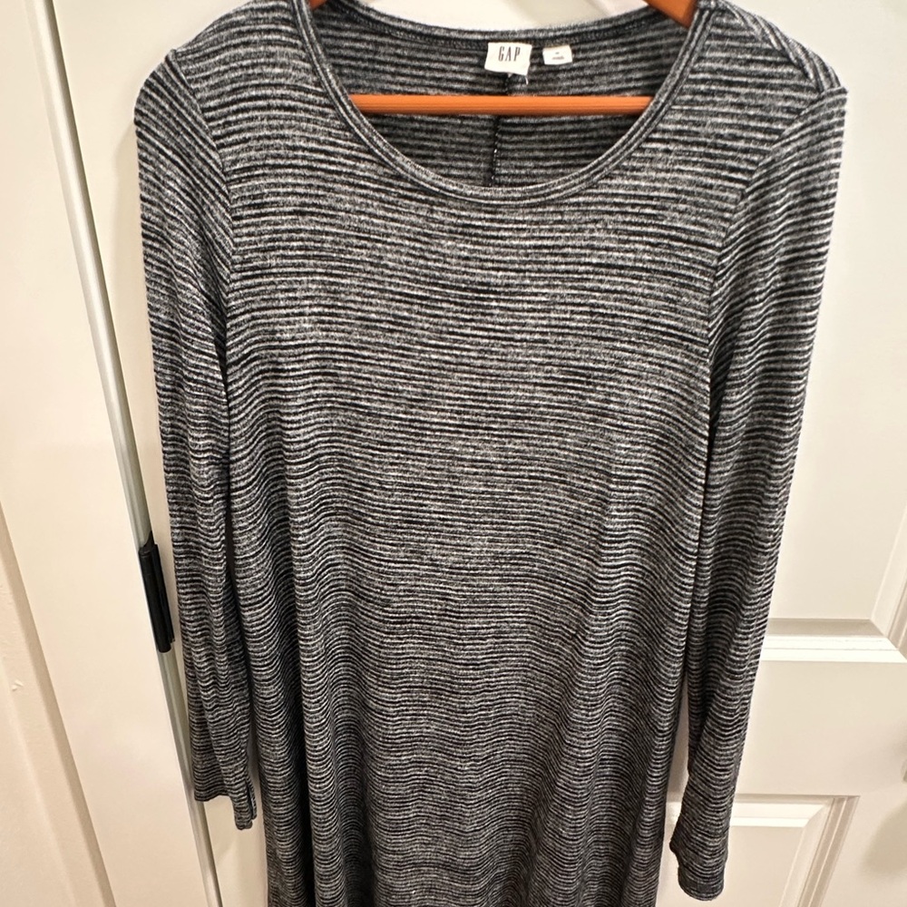 GAP Women's Long Sleeve Gray Striped Dress